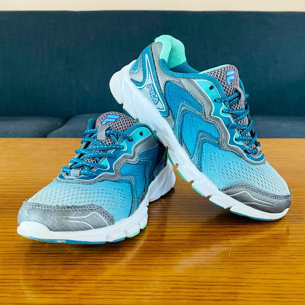 Fila Sneakers Women’s Size US 6 610700 5SR20879-098 08/2015